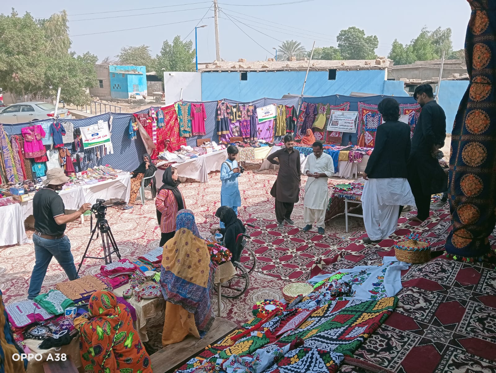 exhibition of local crafts at lakho bhambro